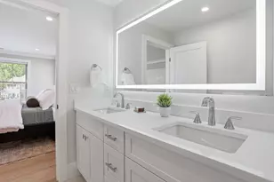 36 Loomis, Bedford, MA 01730 - Photo 5