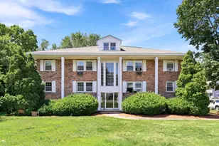 53 N Billerica Rd, Lowell, MA 01852 - Photo 1