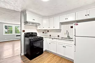 53 N Billerica Rd, Lowell, MA 01852 - Photo 5