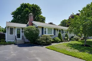 40 Farmington Cir, Marlborough, MA 01752 - Photo 1