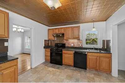 9 Kingman Road #2, Somerville, MA 02143 - Photo 3