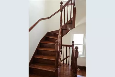 524 Bennington St #1, Boston, MA 02128 - Photo 5