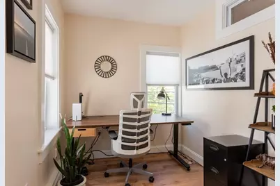 5 Everett Ct #Apt 2B, Boston, MA 02128 - Photo 9