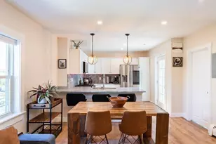 5 Everett Ct, Boston, MA 02128 - Photo 1