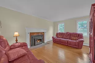 1 Deer Run Rd, Spencer, MA 01562 - Photo 9