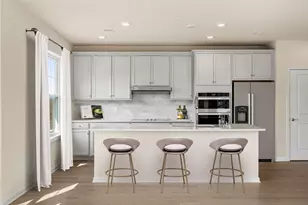 2 Stratton Dr, Woburn, MA 01801 - Photo 3