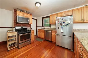 25 Marilyn Dr, Auburn, MA 01501 - Photo 9