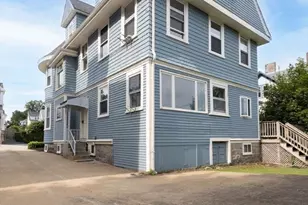 330 Lincoln Ave, Fall River, MA 02720 - Photo 9