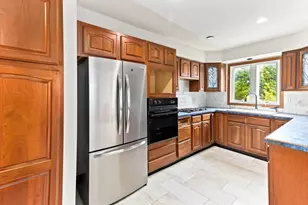 330 Lincoln Ave, Fall River, MA 02720 - Photo 23