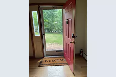 10 Crowningshield  Dr, Paxton, MA 01612 - Photo 17