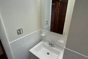 21 Glendale, Everett, MA 02149 - Photo 9
