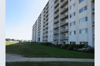 200 Cove Way #612, Quincy, MA 02169 - Photo 1