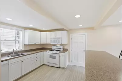 98 Grove St, Melrose, MA 02176 - Photo 13