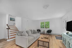 22 Hull St, Jamestown, RI 02835 - Photo 13