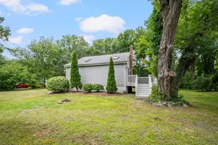 22 Hull St, Jamestown, RI 02835 - Photo 3