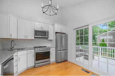 22 Hull St, Jamestown, RI 02835 - Photo 7