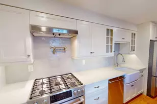 214-216 W Seventh St, Boston, MA 02127 - Photo 5