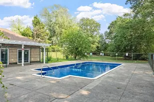 242 Mt Vernon St, Lawrence, MA 01843 - Photo 31