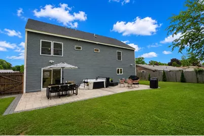 26 N Shetland Rd, Danvers, MA 01923 - Photo 9
