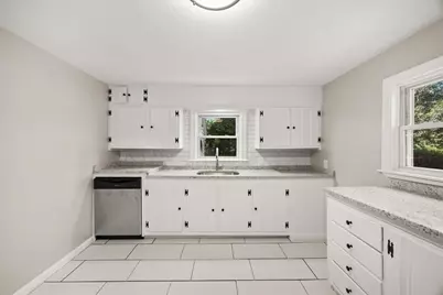 66 Davis Street, Taunton, MA 02780 - Photo 9