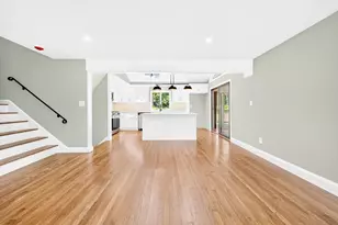 14 Clarence St, Billerica, MA 01821 - Photo 5