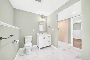 14 Clarence St, Billerica, MA 01821 - Photo 29