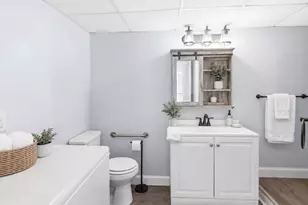 204 School St, Franklin, MA 02038 - Photo 27