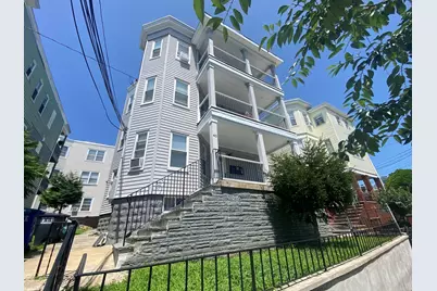 40 Temple St #3, Somerville, MA 02145 - Photo 3