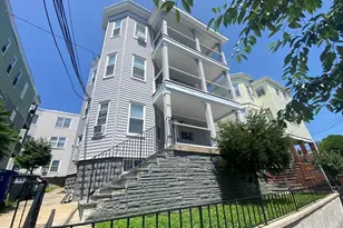 40 Temple St, Somerville, MA 02145 - Photo 3