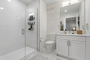 301 Border, Boston, MA 02128 - Photo 13