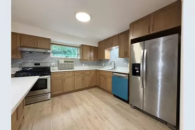 487 Lowell Ave #2, Newton, MA 02460 - Photo 3
