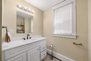 38 Wilson St (38-40), Haverhill, MA 01832 - Photo 13