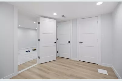 19 Manhattan Ter, Newton, MA 02465 - Photo 33