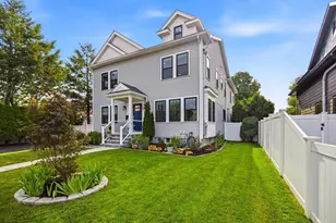 19 Manhattan Terrace, Newton, MA 02465 - Photo 1