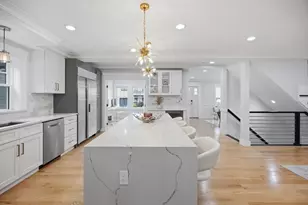 19 Manhattan Terrace, Newton, MA 02465 - Photo 11