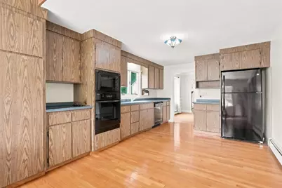 32 Glendale Ave, Peabody, MA 01960 - Photo 13