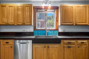 196 Bradford St, Provincetown, MA 02657 - Photo 15