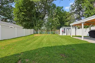 15 Mills St, Dedham, MA 02026 - Photo 5