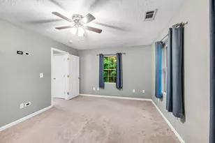 56 Montville St, Chicopee, MA 01013 - Photo 15