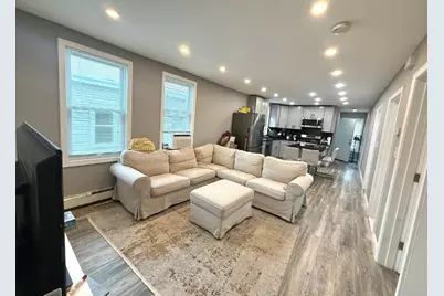 14 Vermont Ave. #3, Somerville, MA 02145 - Photo 9