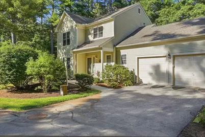 12 Chestnut Ln #12, Bedford, MA 01730 - Photo 1