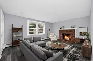 62 Hollis St, Lowell, MA 01852 - Photo 5