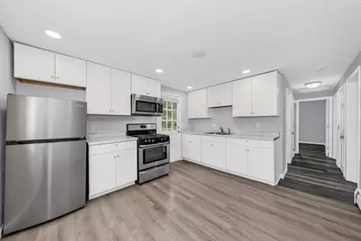 62 Hollis St #62, Lowell, MA 01852 - Photo 1