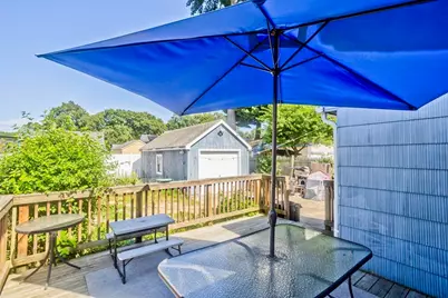 39 Seymour Ave, Springfield, MA 01109 - Photo 23