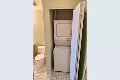 30 Chelsea St #804, Everett, MA 02149 - Photo 25
