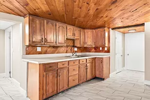 27 Davis Ave, Wrentham, MA 02093 - Photo 7