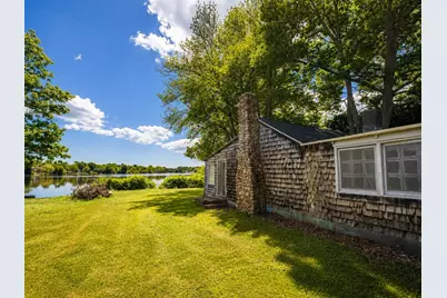 56 Lakeside Ave, Dartmouth, MA 02747 - Photo 5