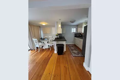 3A Avon St #A, Reading, MA 01867 - Photo 5