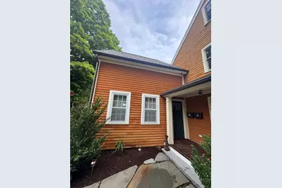 3A Avon St #A, Reading, MA 01867 - Photo 3