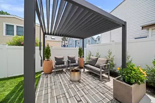 8 Gardner St, Newton, MA 02458 - Photo 31